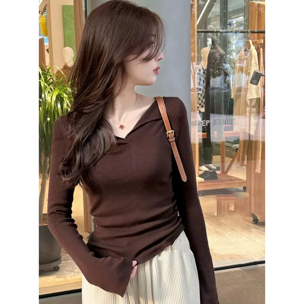 纯色V领长袖打底衫修身显瘦毛衣针织衫女百搭微喇叭袖上衣