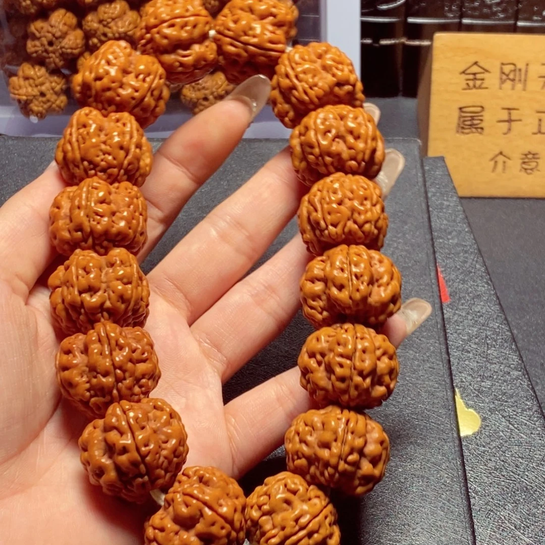 吊坠金刚菩提21尺寸帝王花