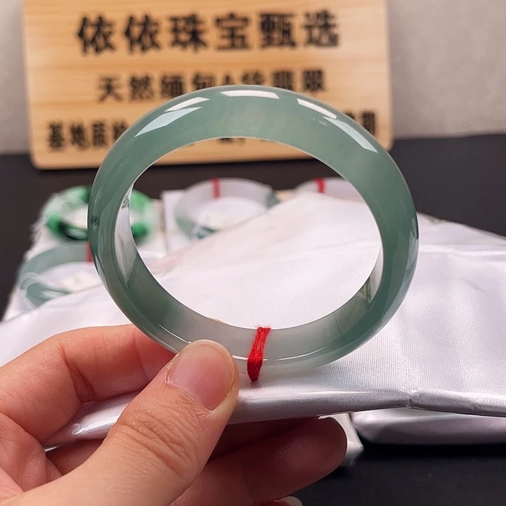 翡翠未镶嵌手镯手镯31