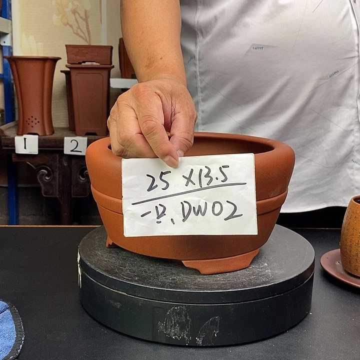 紫砂花盆货号一只DW02