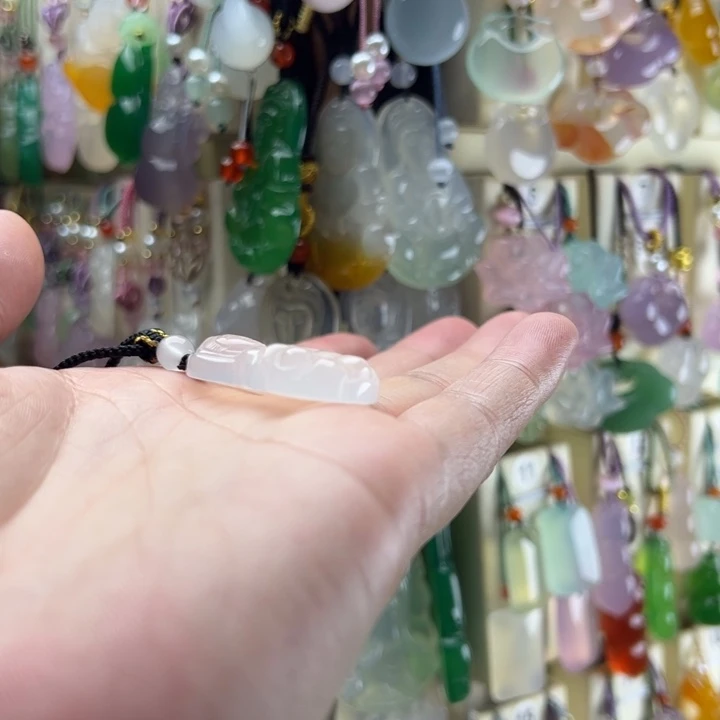 Z***ᰔ玛瑙/玉髓未镶嵌颈饰