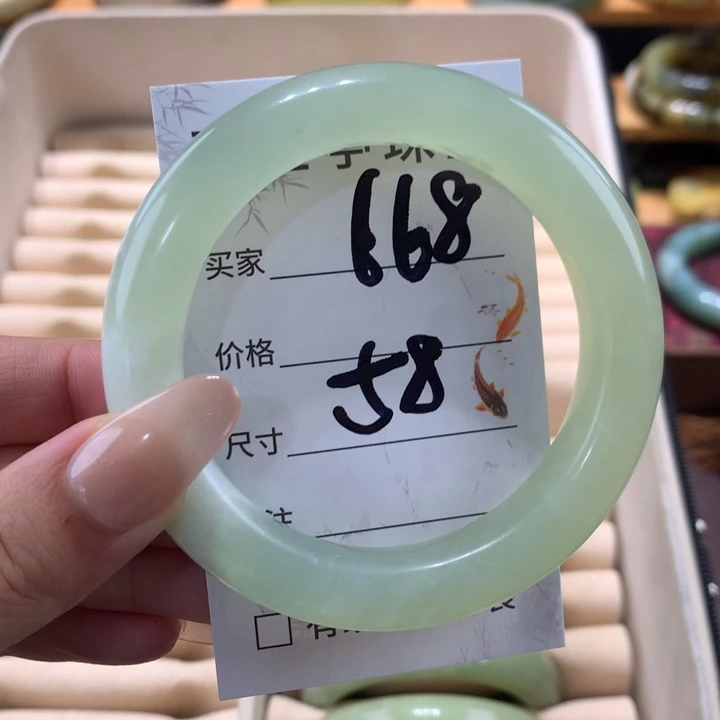 未镶嵌蛇纹石玉手镯