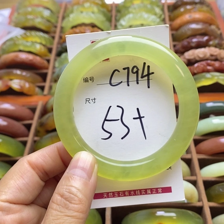 未镶嵌蛇纹石玉手镯