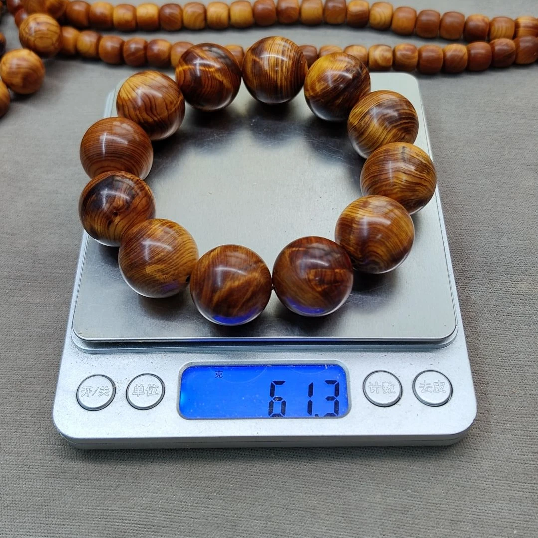 没***乐2.0黑金刚龙胆闪电，有裂纹