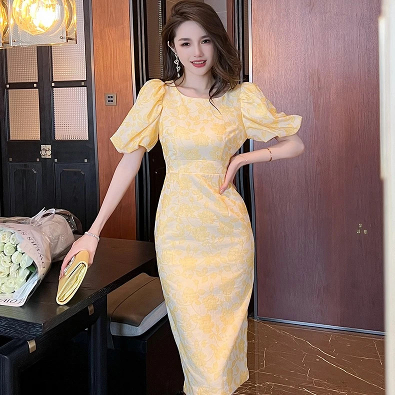 2024夏季黄色气质收腰长款修身日常名媛优雅性感女装连衣裙20394