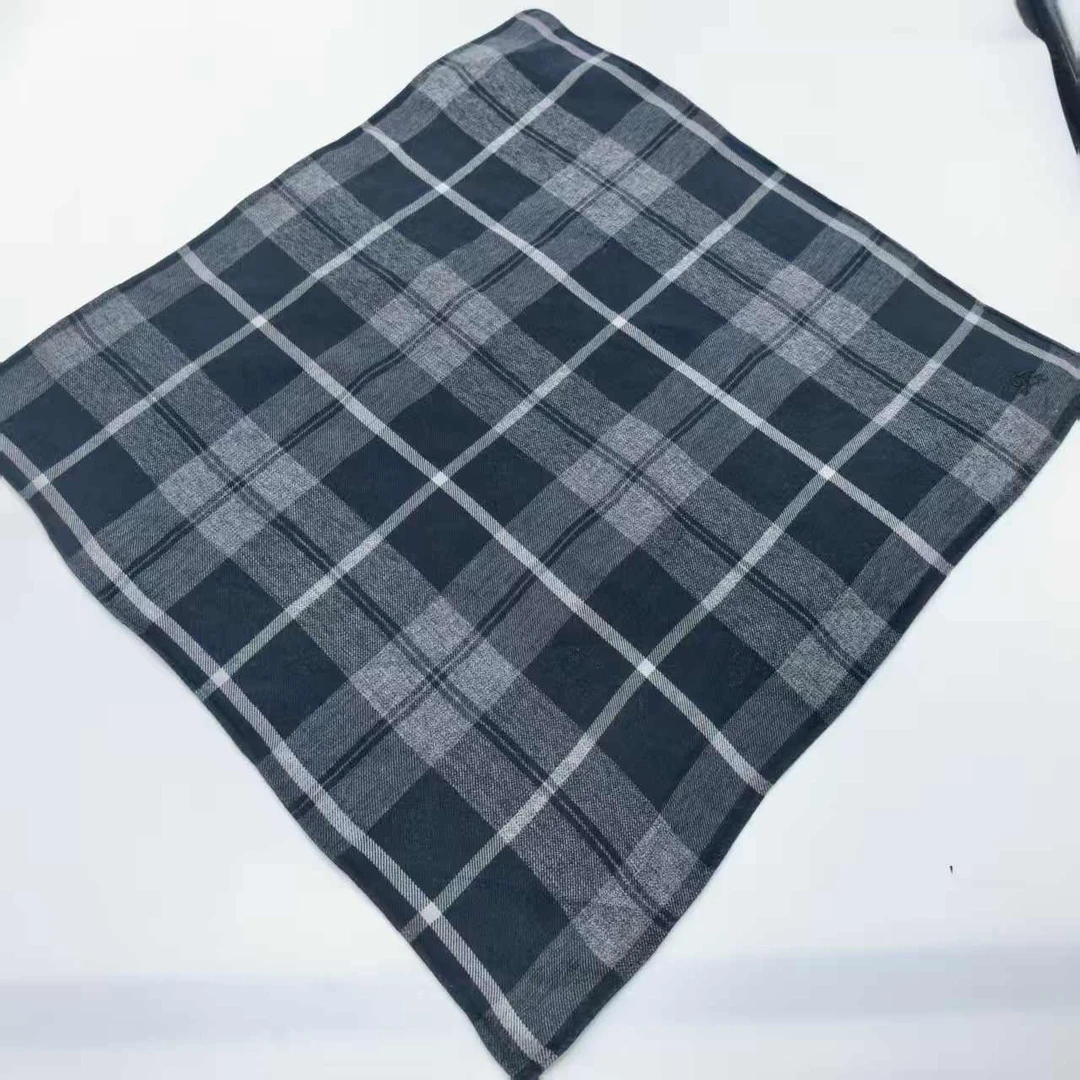 95新 BURBERRY/博柏利 海囤/巴宝莉/丝巾/yy09802