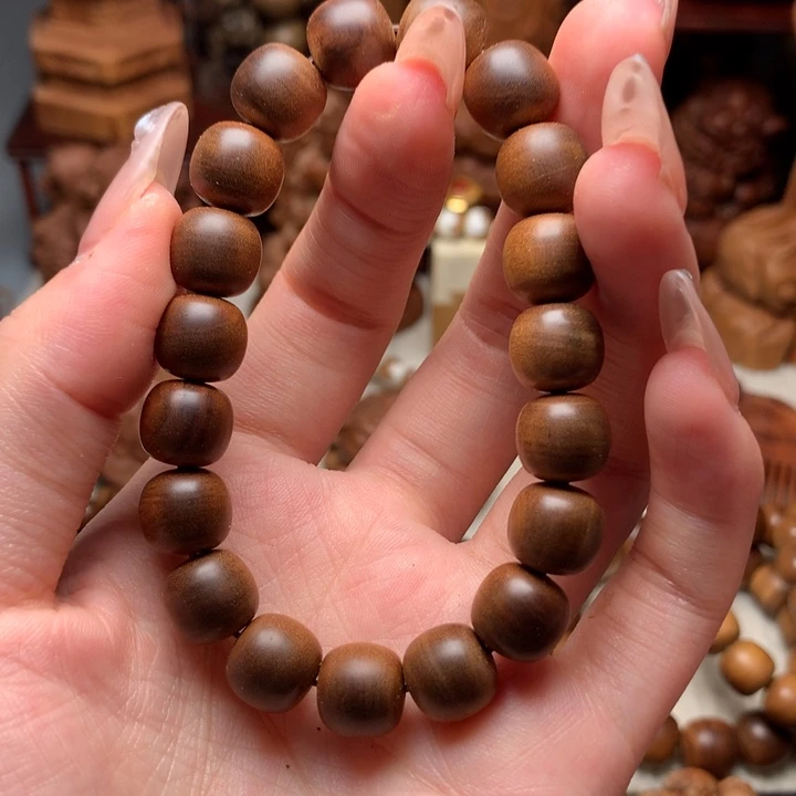 檀香木手串/手链老山檀香1×1.1奶香黑肉树心料