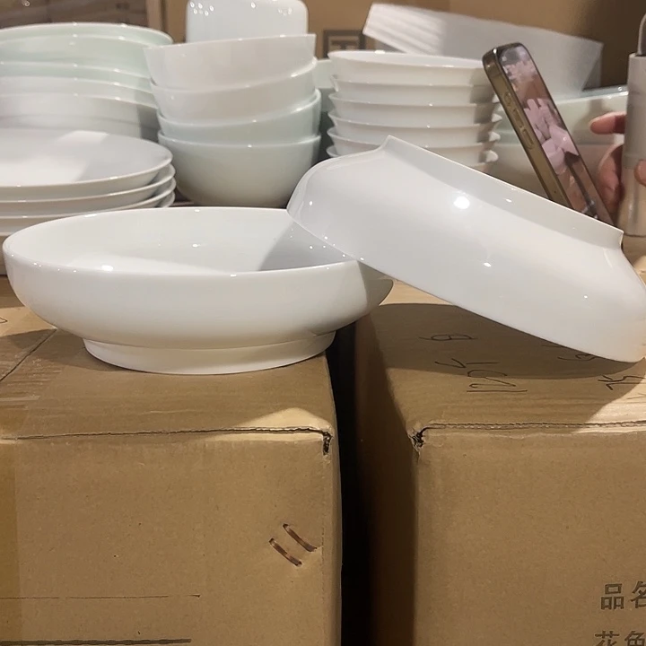 瓷片玉泥白色7英寸清风深盘两个，包邮