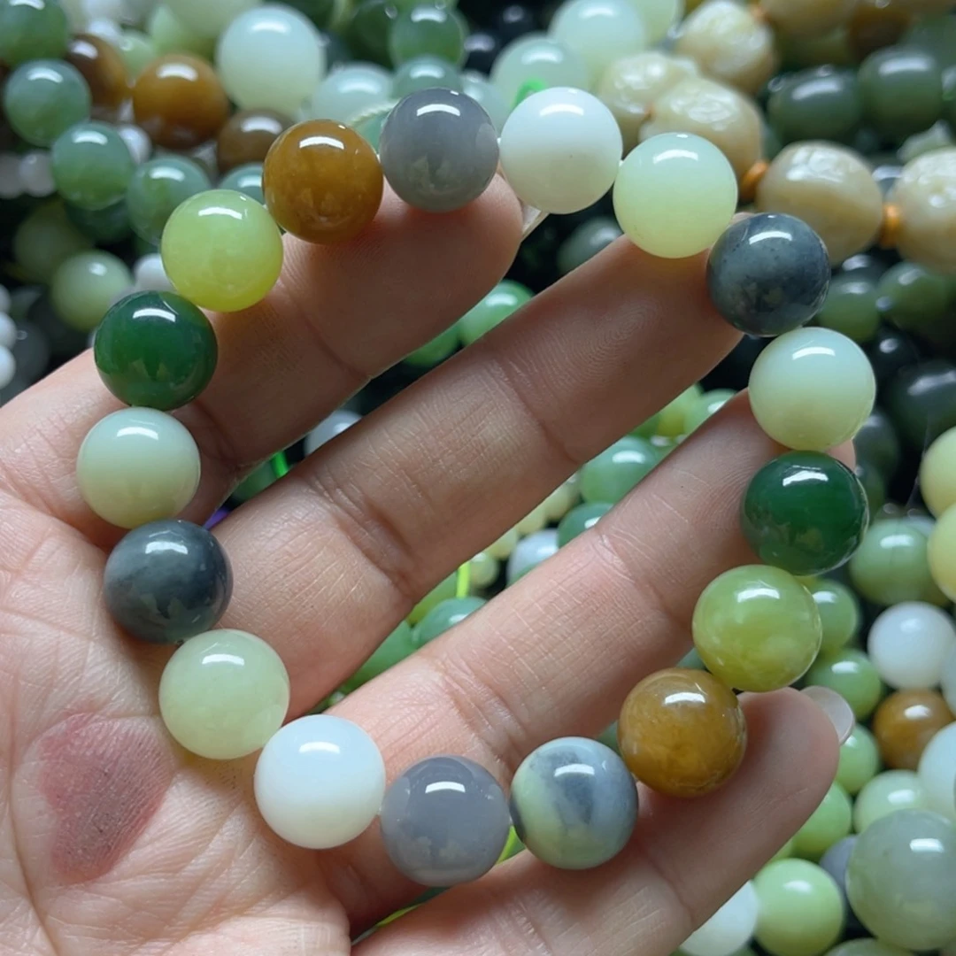 和田玉手链未镶嵌多样性