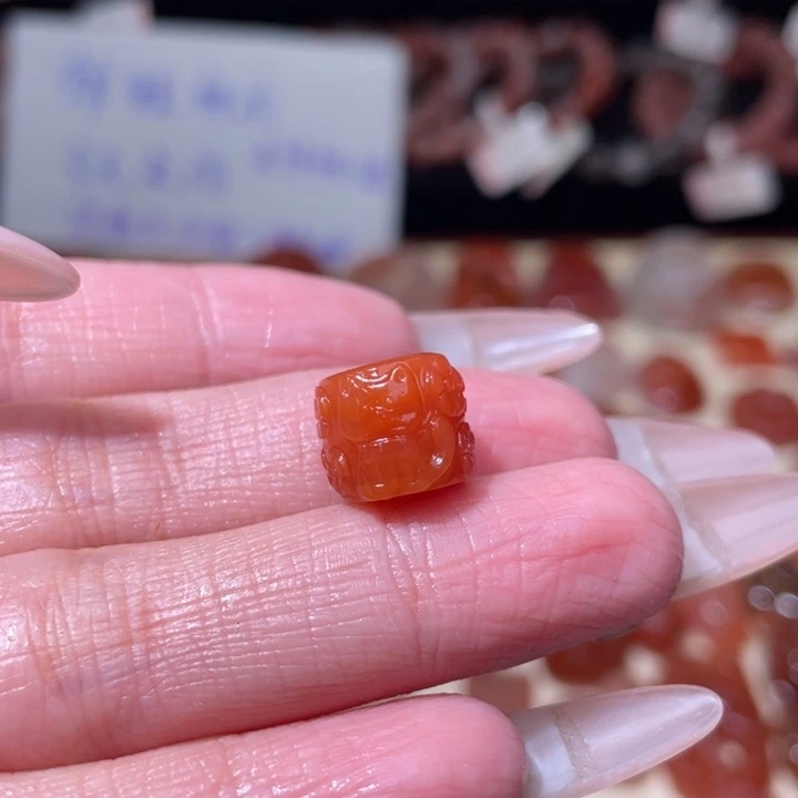 南红玛瑙冰飘配饰桶珠未镶嵌287
