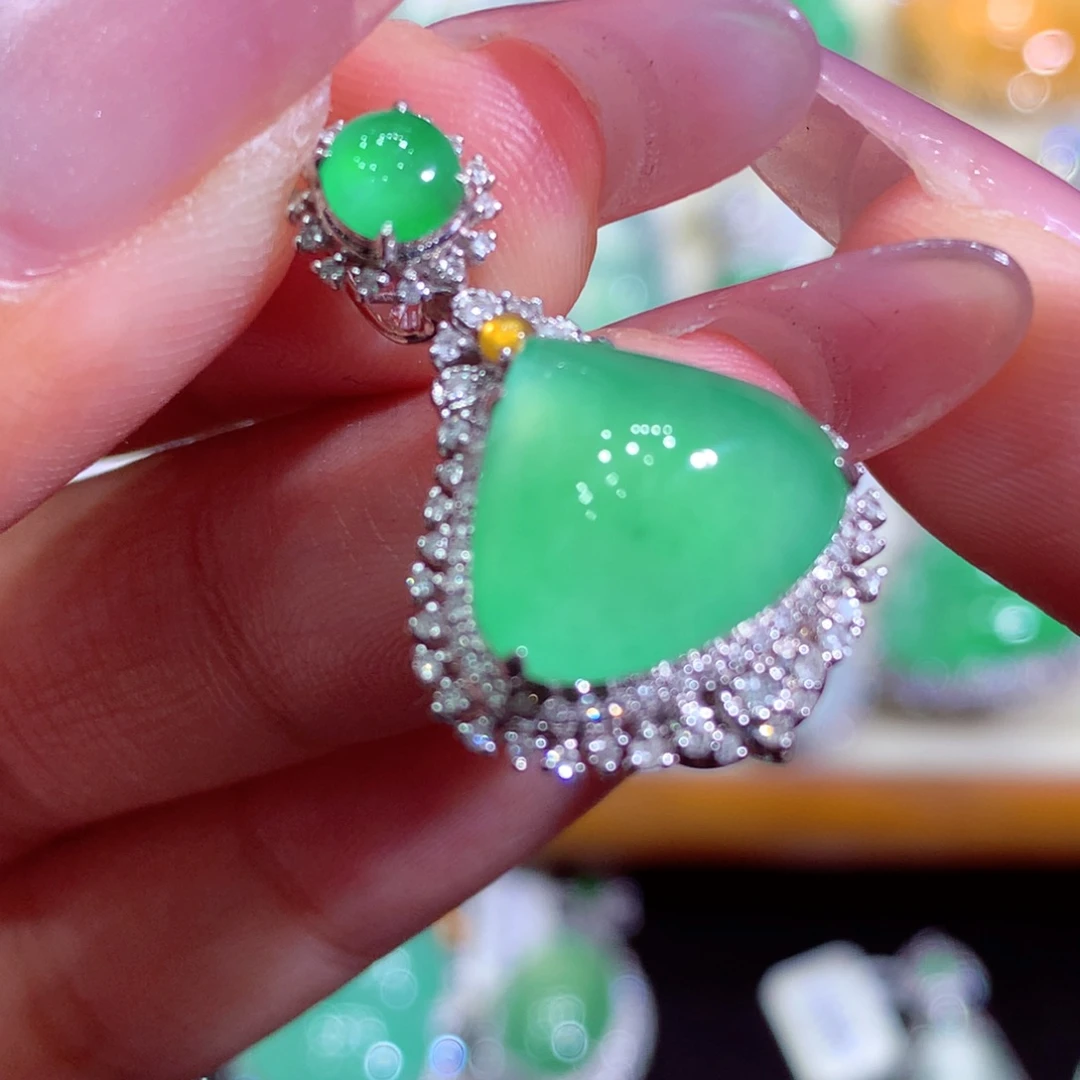 翡翠18K金镶嵌吊坠(不含链)