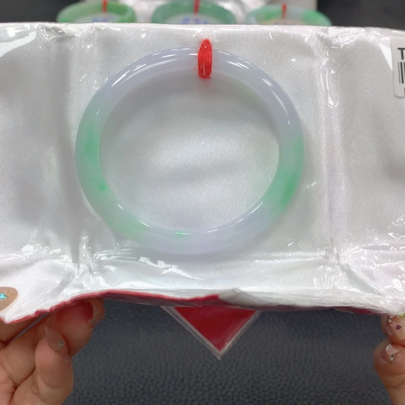 【闪购商品】翡翠手镯未镶嵌娜*a翡翠