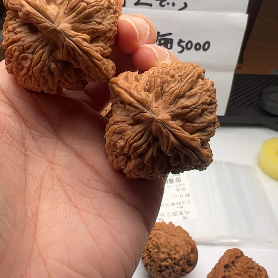 吊坠文玩核桃南疆43