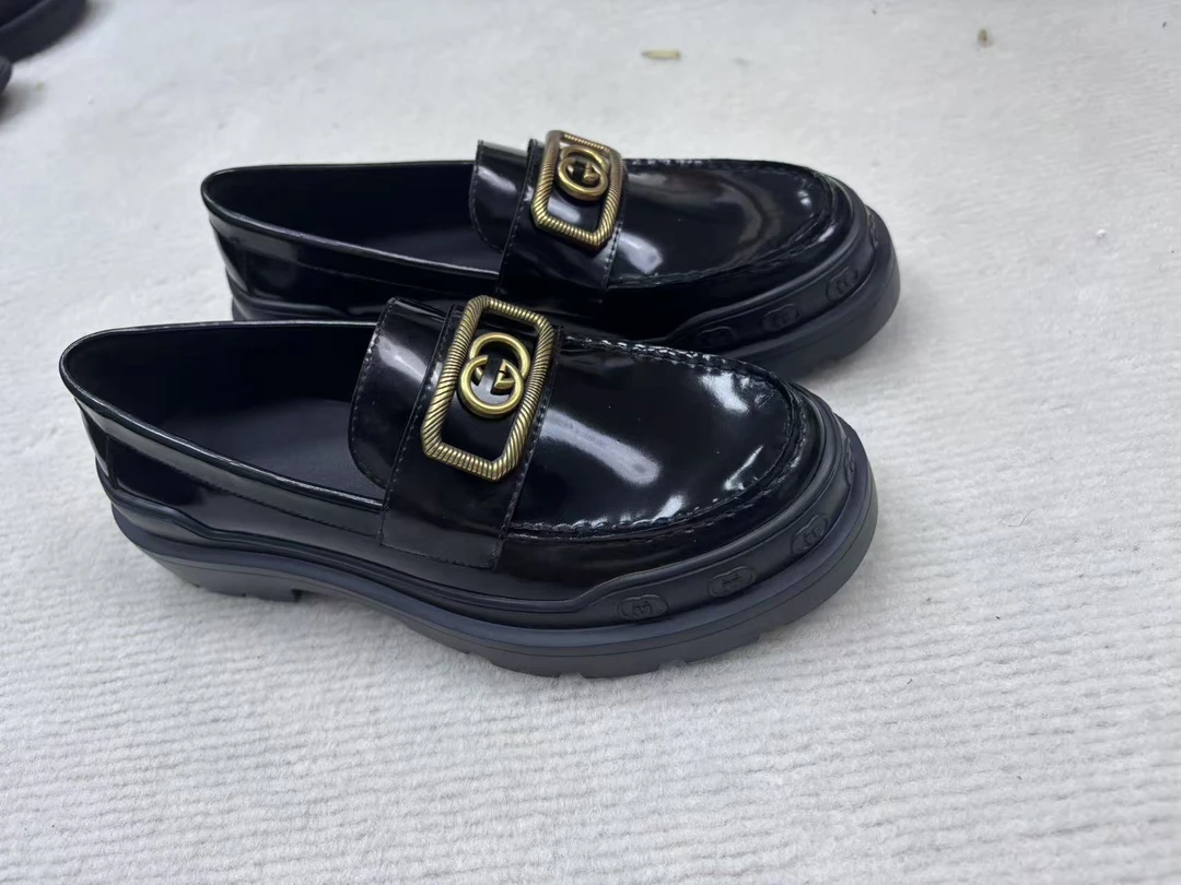 低跟厚底圆头休闲默认风格乐福鞋软底女鞋皮鞋单鞋