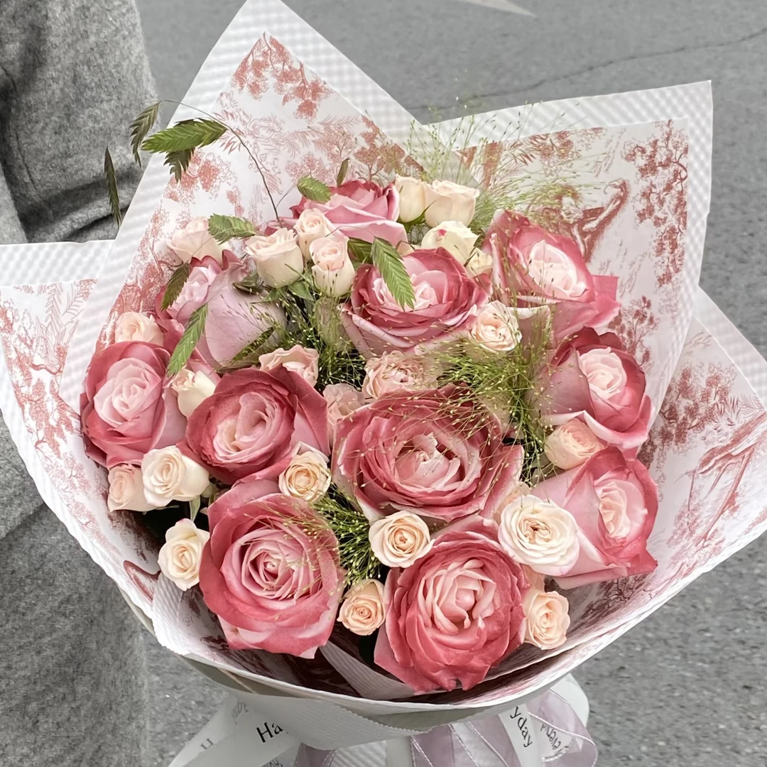 【天天开心】11支圆形粉玫瑰花束