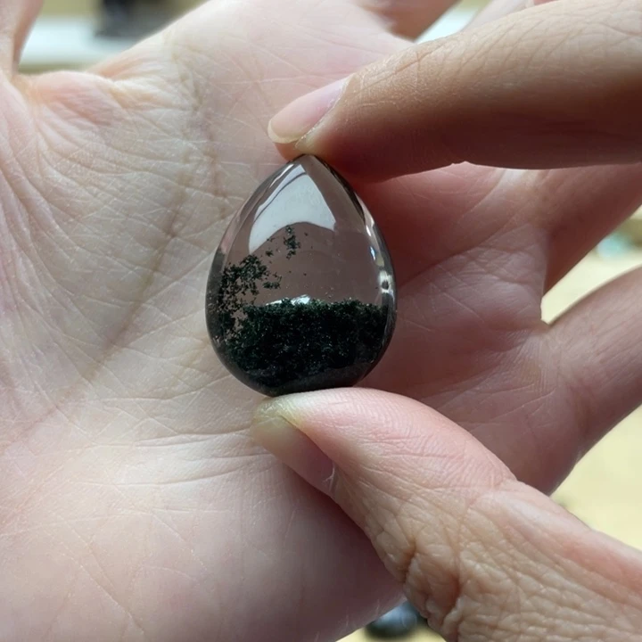 未镶嵌颈饰水晶绿幽灵吊坠
