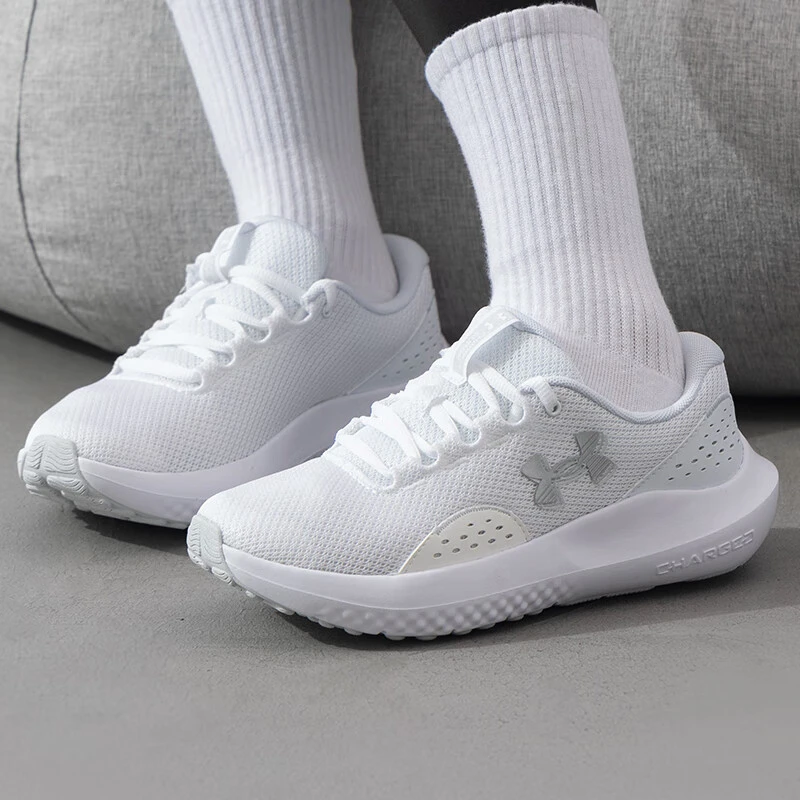 Under Armour/安德玛Charged Surge 4女鞋缓震耐磨训练运动跑步鞋