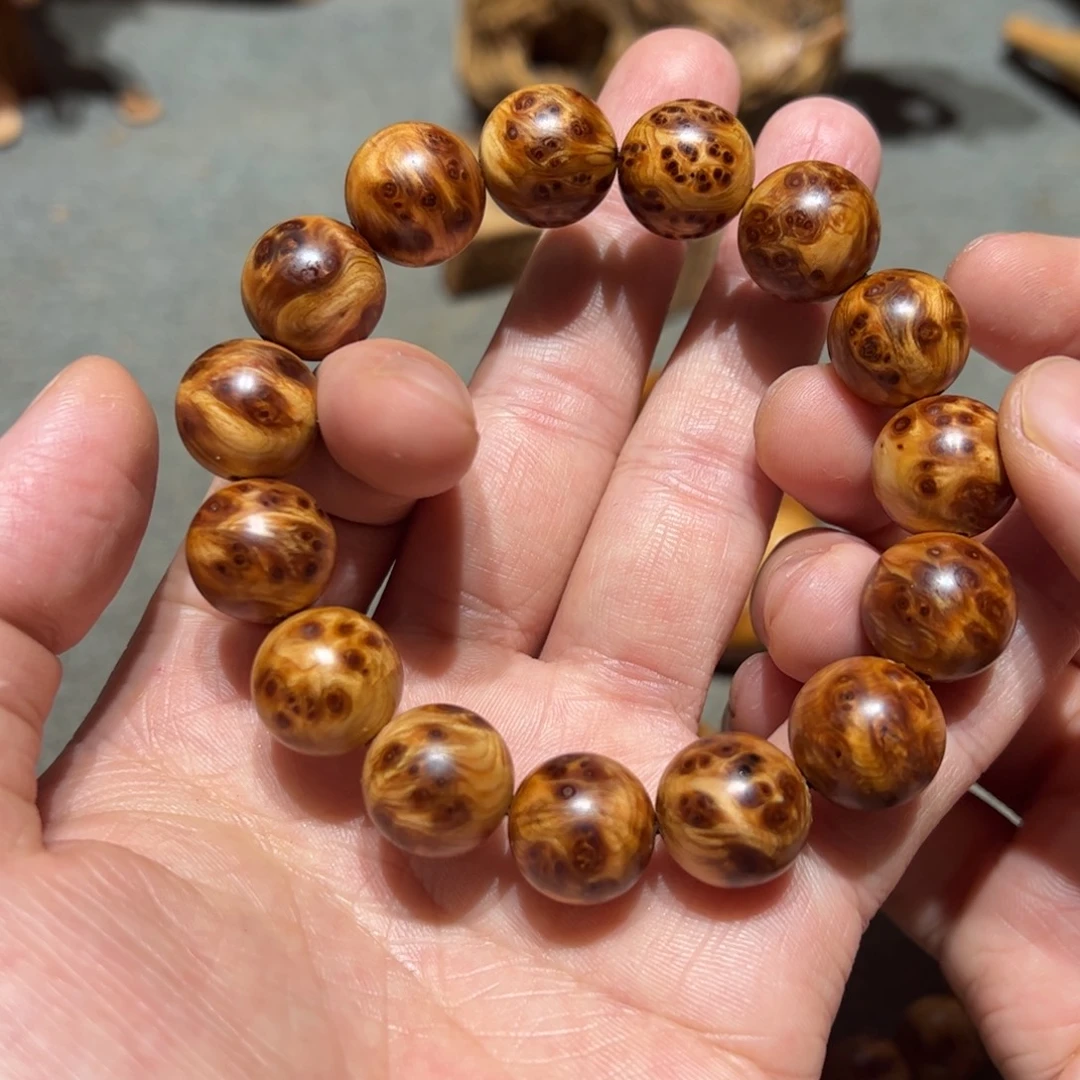 牧****柏木（崖柏）北太行陈化崖柏