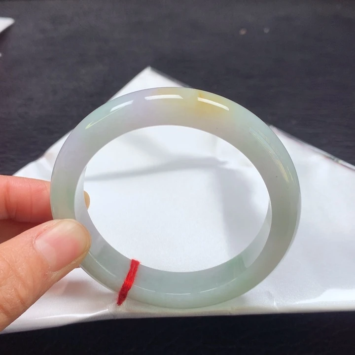 翡翠手镯未镶嵌57圈