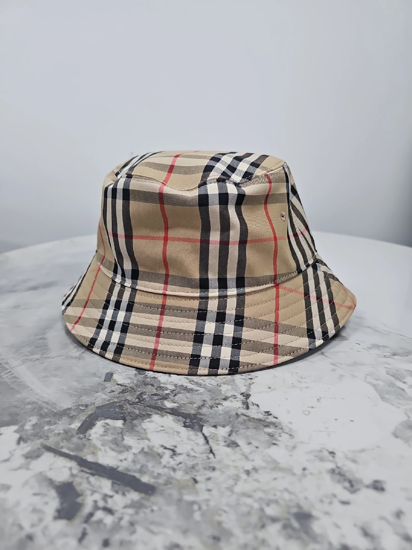 99新 BURBERRY/博柏利 CZF1484/格纹渔夫帽/尺码M