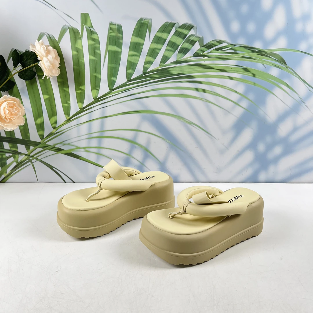 小强家女鞋 芽儿家新款百搭女凉鞋（W34-34-1）（WN34AYV2608404）