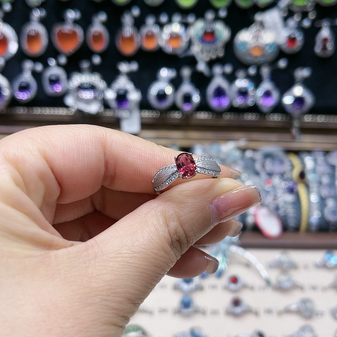 y***g水晶戒指银S925镶嵌