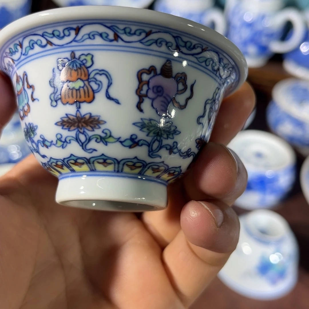 杯子手工手绘的陶瓷