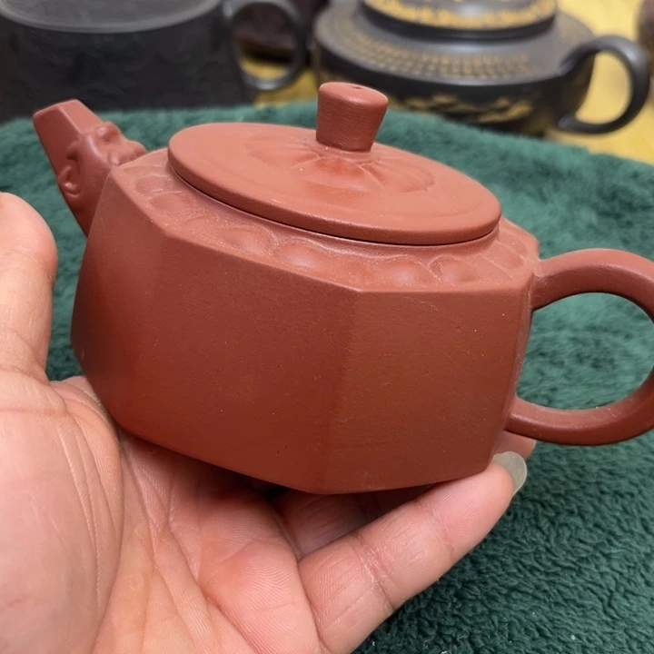 紫砂茶壶完美无暇