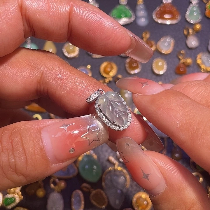 翡翠银S925镶嵌颈饰