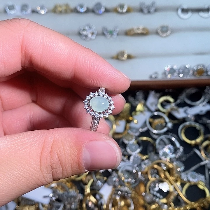 翡翠未镶嵌戒指186