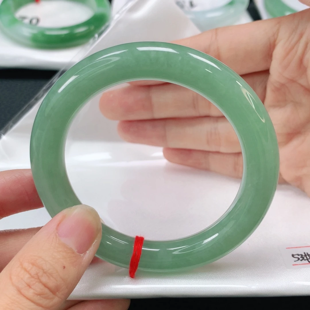 未镶嵌手镯翡翠缅甸圆53