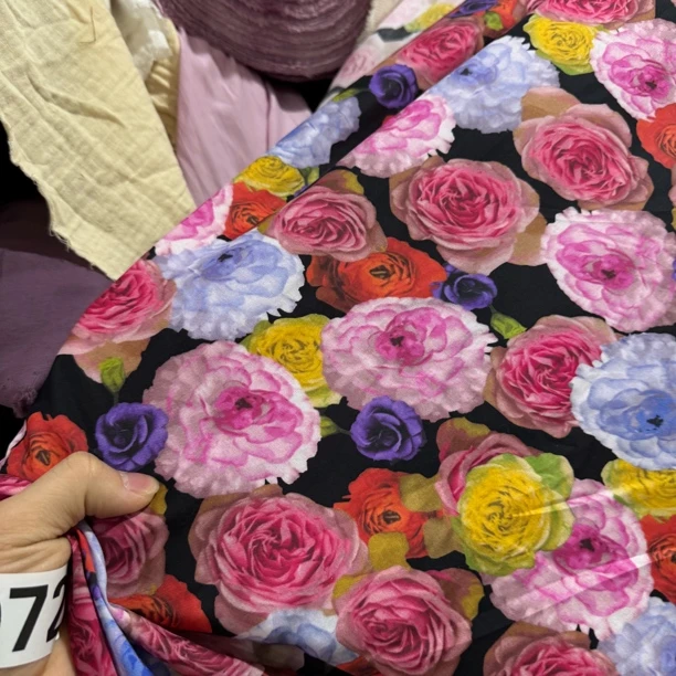 72 纯棉60支精梳棉数码印花油画府绸面料3米价