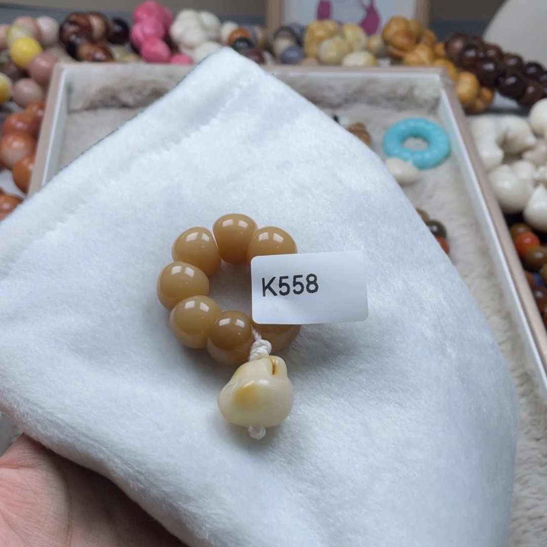 吊坠菩提根/象牙果K558蒜瓣手捻13mm一串