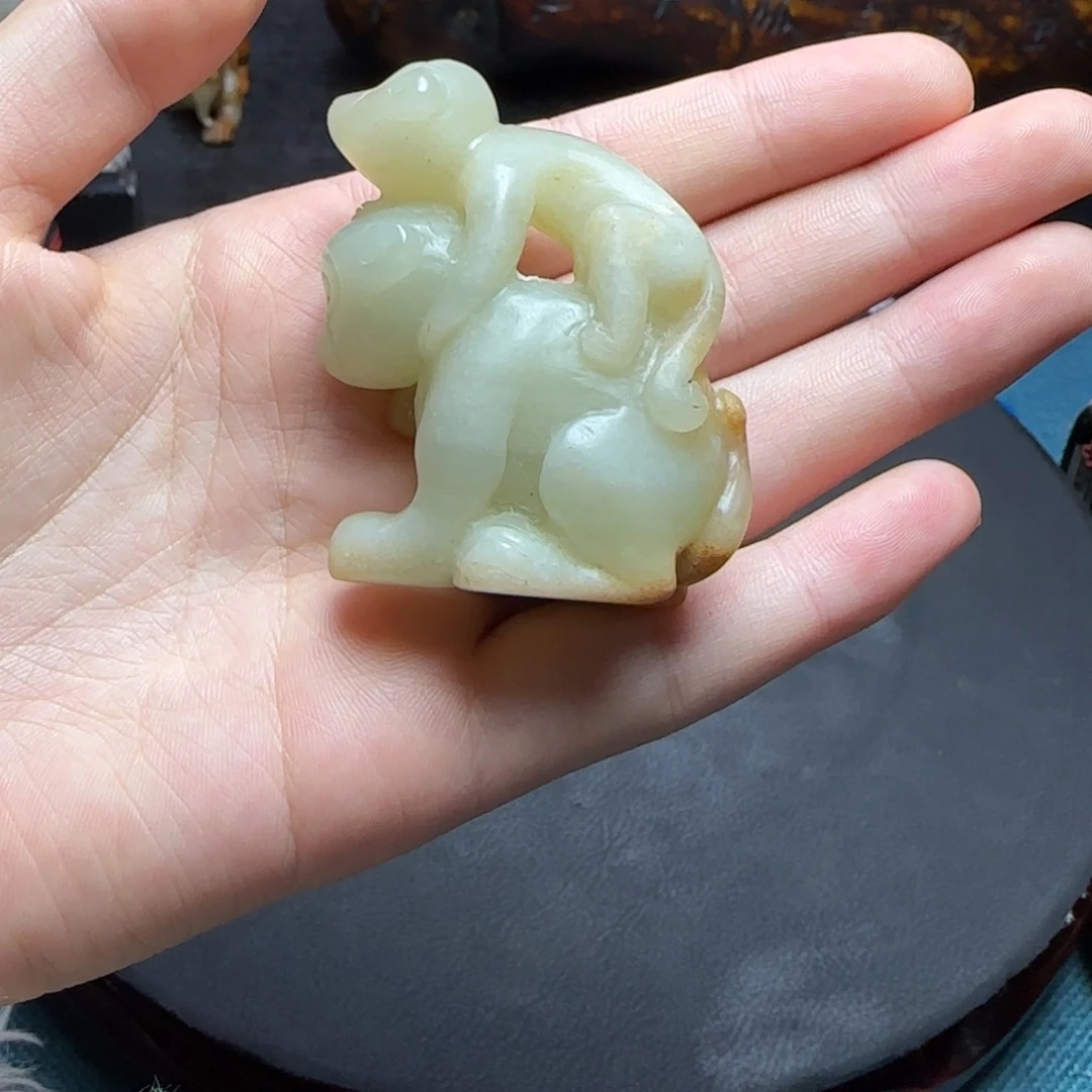 和田玉（糖玉）未镶嵌挂件