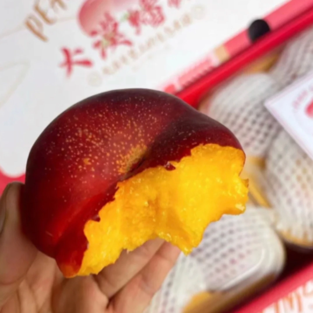 【新疆•大漠蟠桃】经过大漠风沙的洗礼昆仑雪水 的灌溉，孕育出最原始的桃子味道！新疆维吾尔自治区