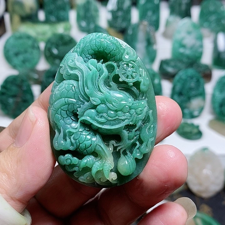 未镶嵌独山玉颈饰