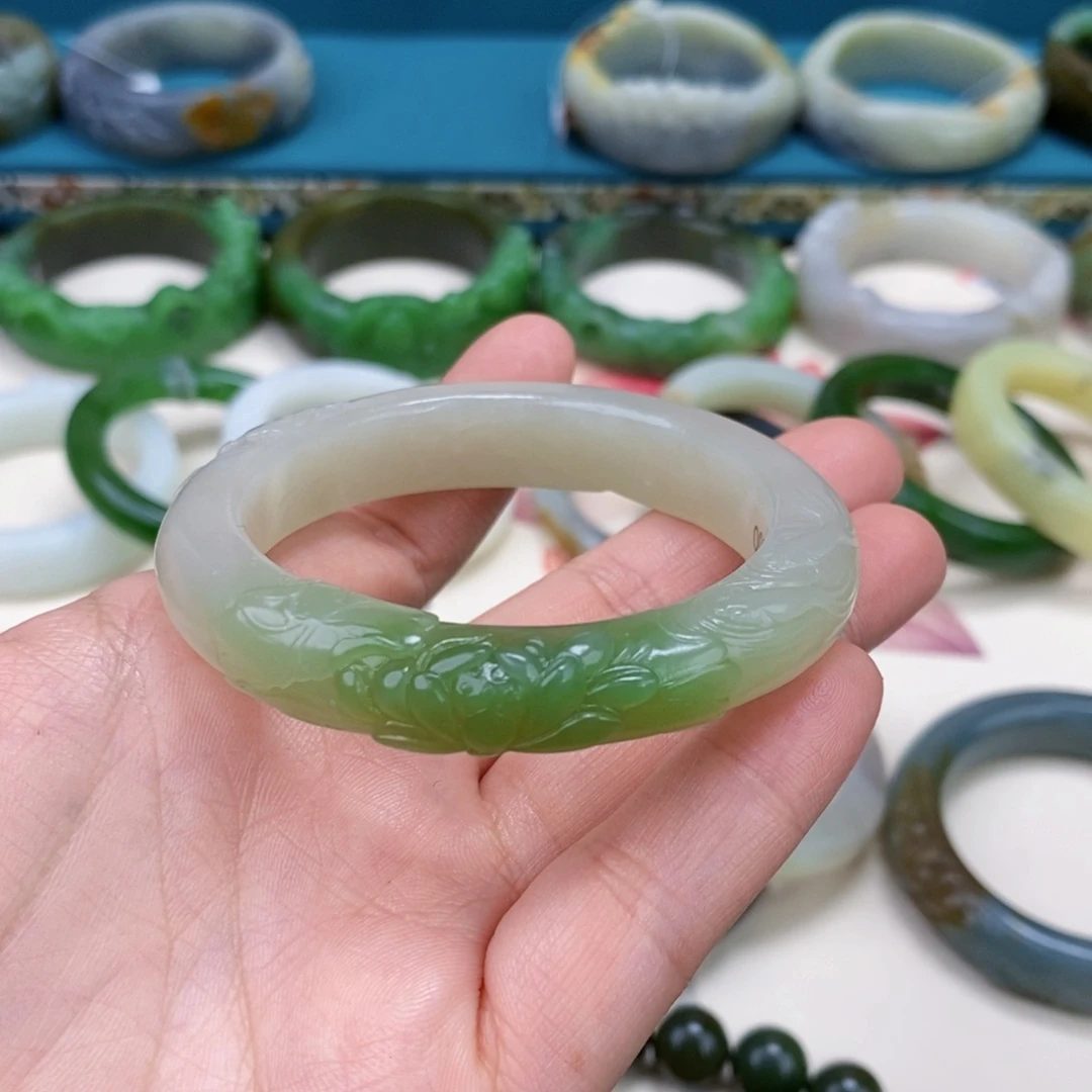 和田玉手镯53.4未镶嵌S****y