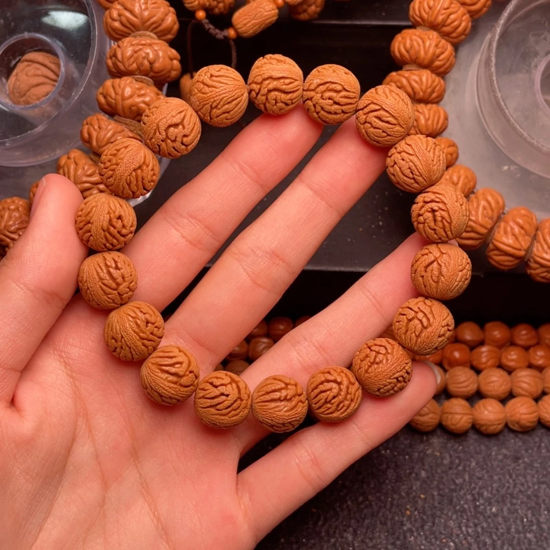 桃核吊坠秦岭核桃绣球