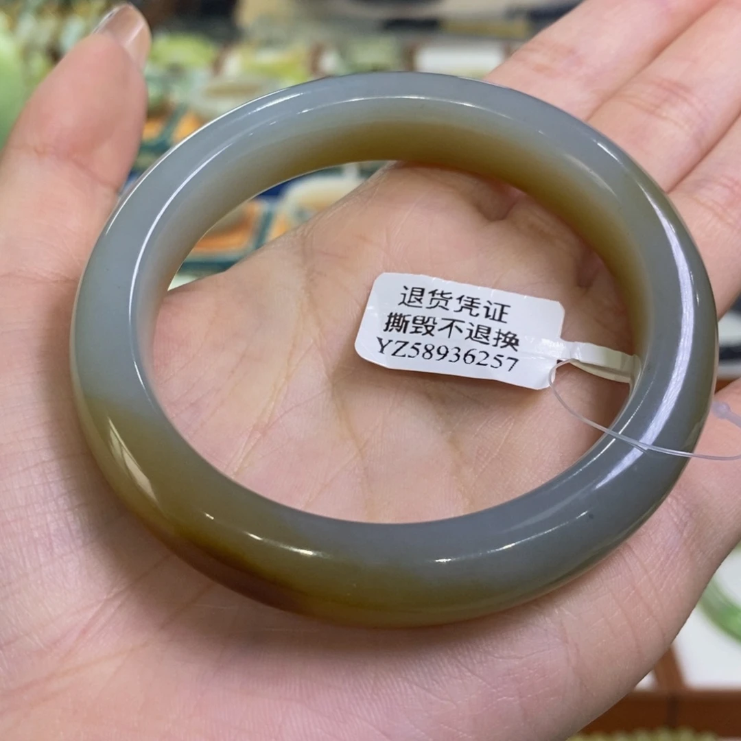 和田玉未镶嵌手镯且末奶蓝带糖58/59