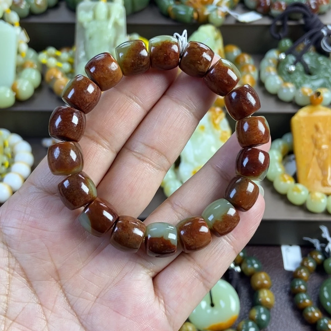 透闪石质玉未镶嵌手串