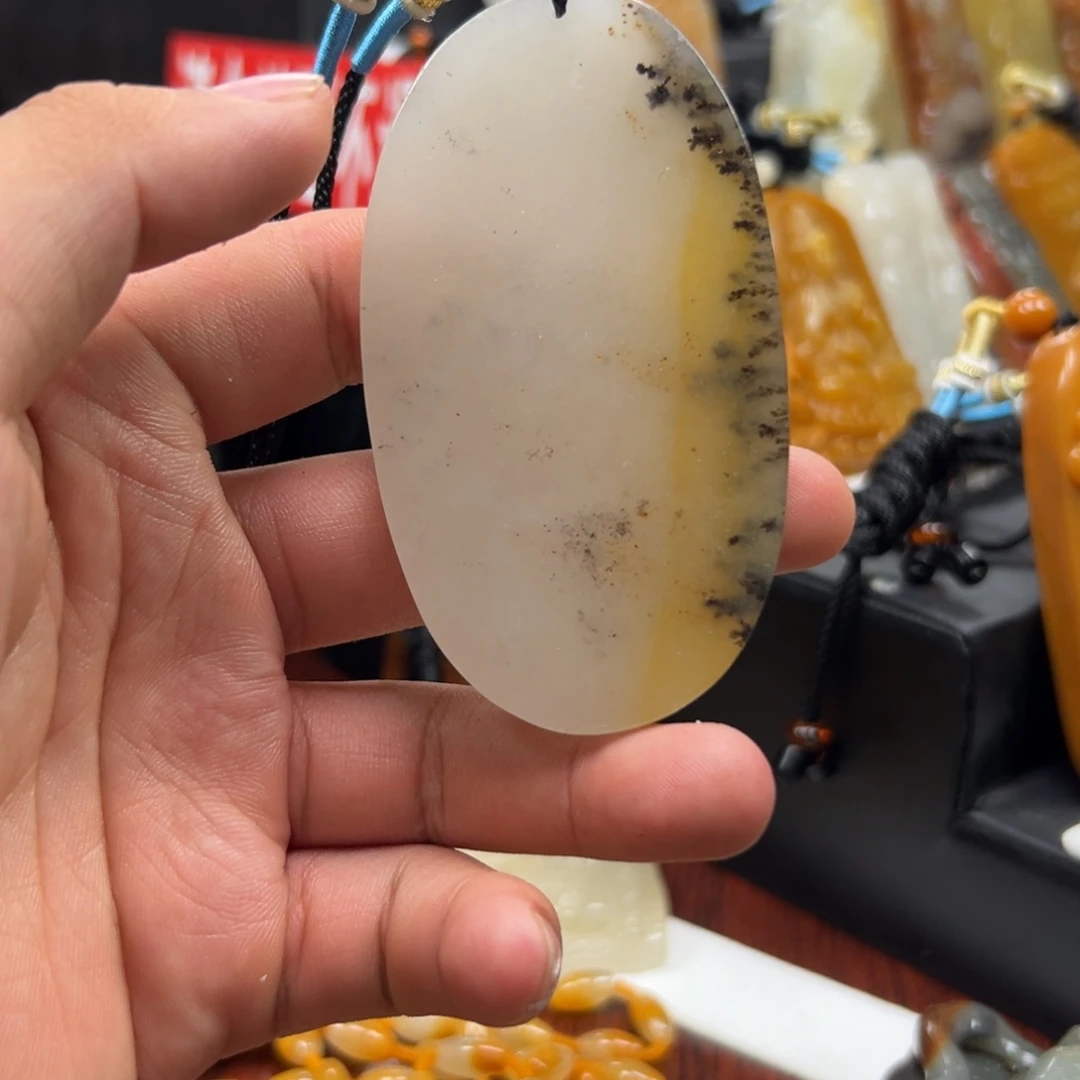 石英质玉（黄龙玉）未镶嵌多样性发货，发其一