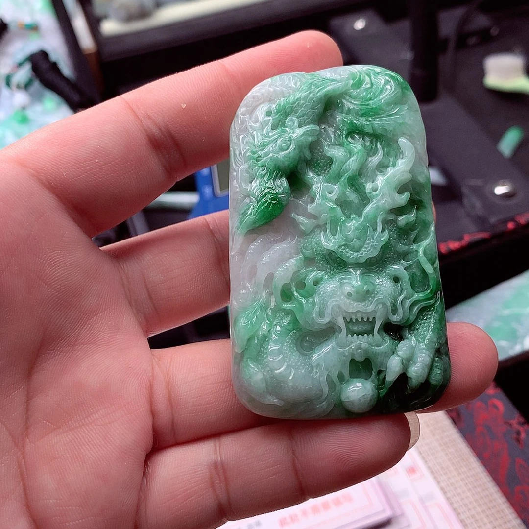 小***黄翡翠未镶嵌吊坠(不含链)