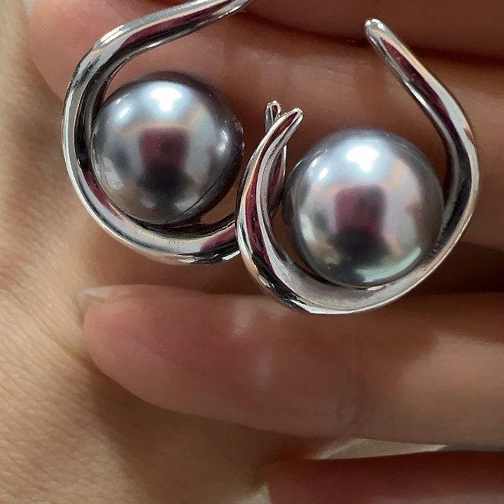 银S925镶嵌海水珍珠耳饰M****s