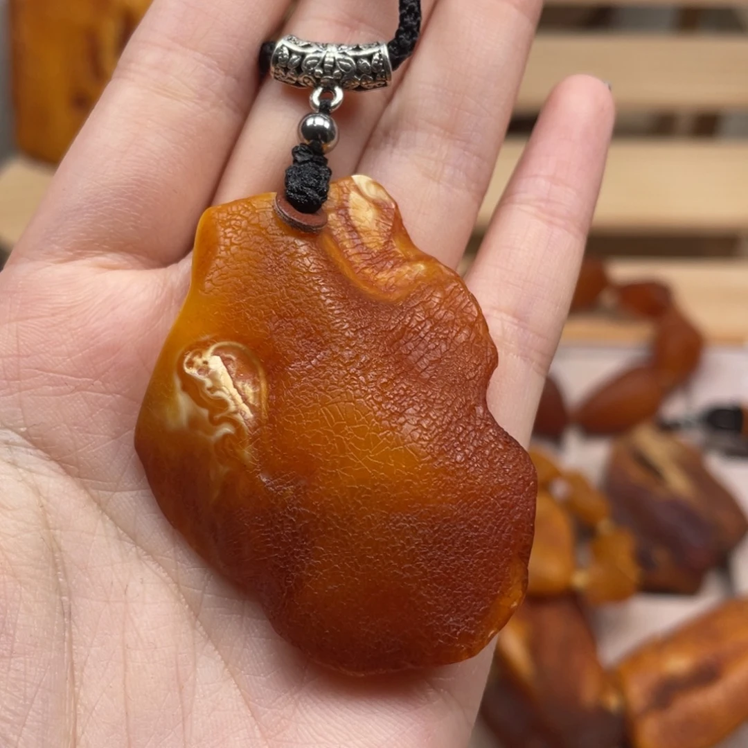 琥珀未镶嵌珠宝奇石