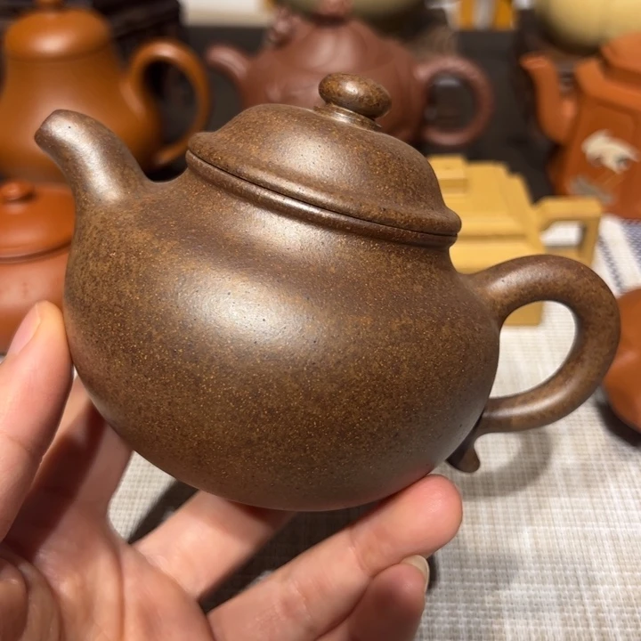 一***排茶壶紫砂莲子，微瑕，容量200毫升
