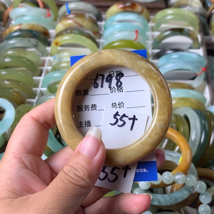 蛇纹石玉未镶嵌手镯6798