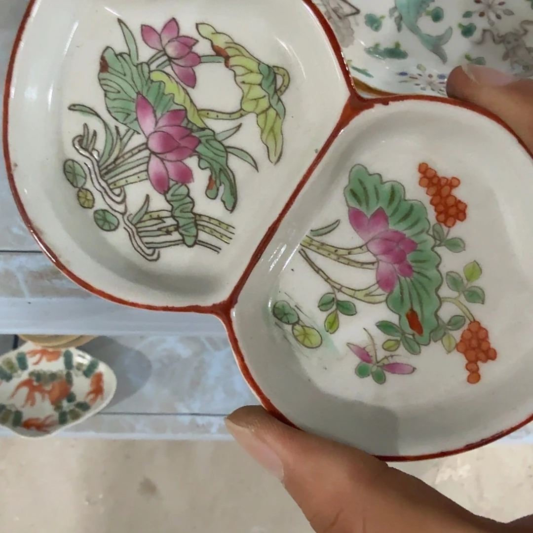 瓷片摆件等物品等都会自动消失