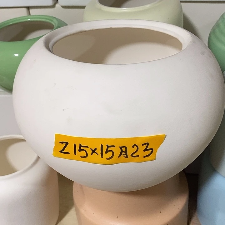 摆件凑单满12包邮发有孔