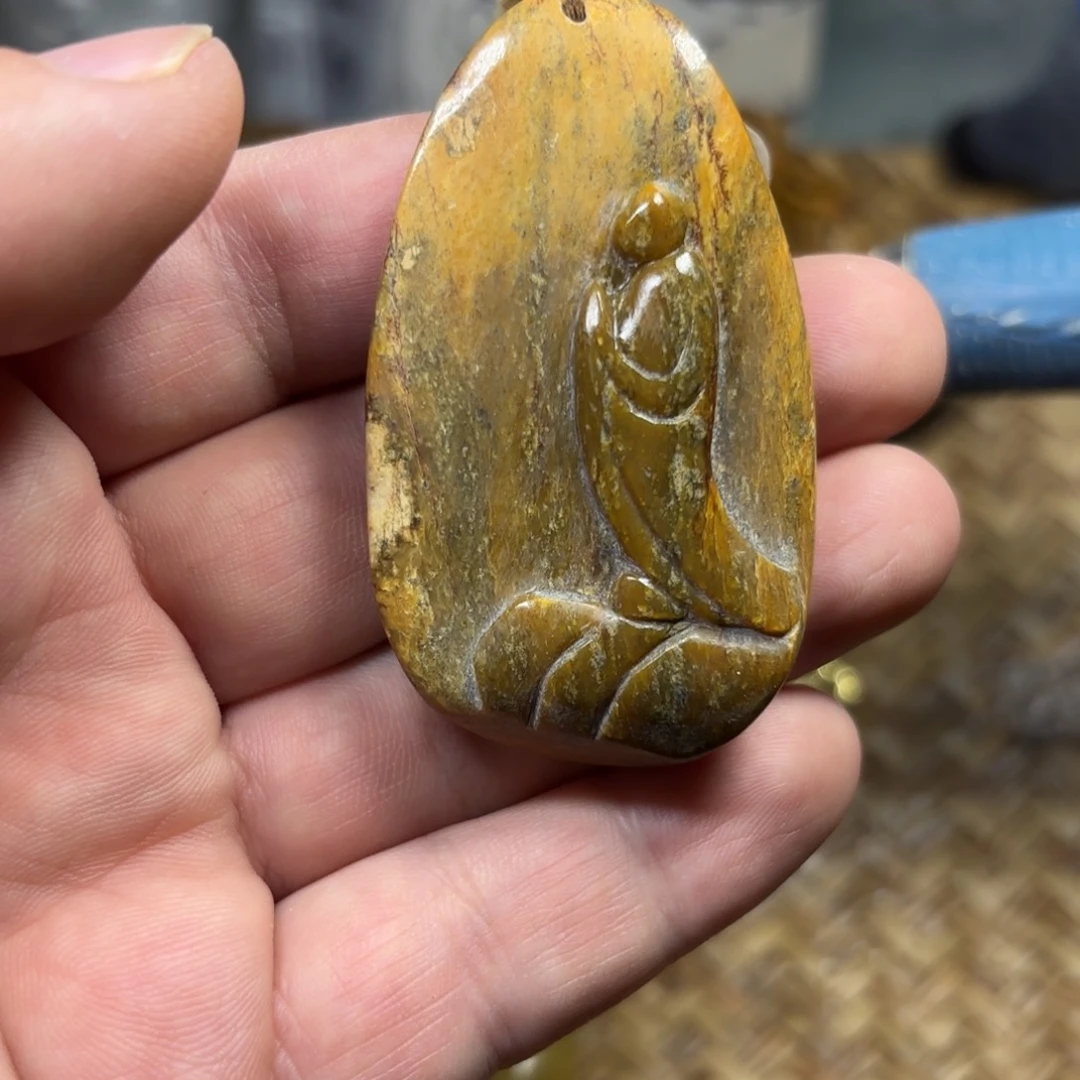 岫岩河磨玉（透闪石质玉）颈饰未镶嵌哆**遊