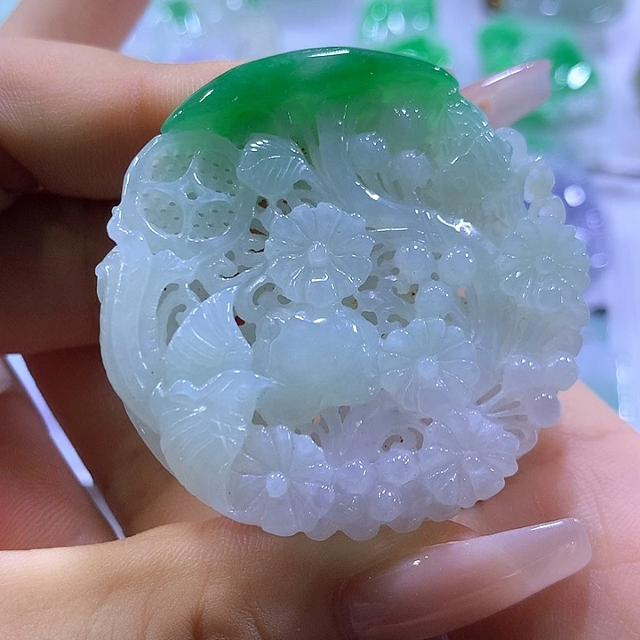 翡翠未镶嵌颈饰天然翡翠A货吊坠